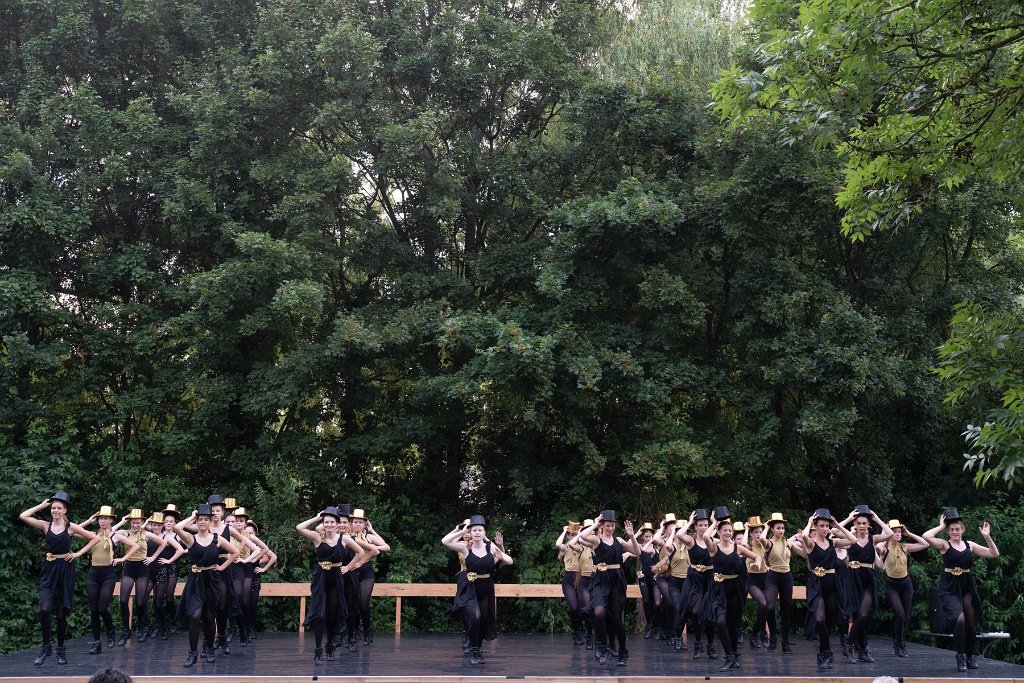 Show 05 445.jpg